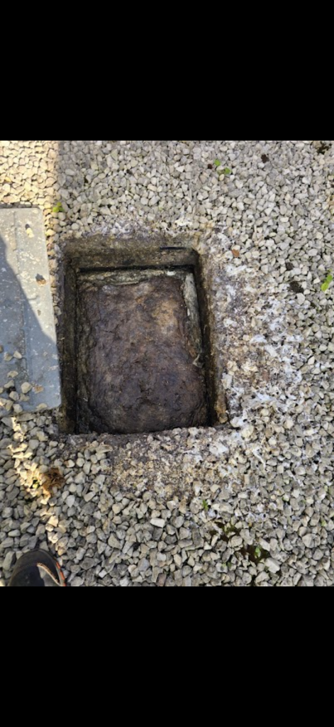 Drainage conditions and equipment at a Blockage Busters jetting job in Basildon, view 2