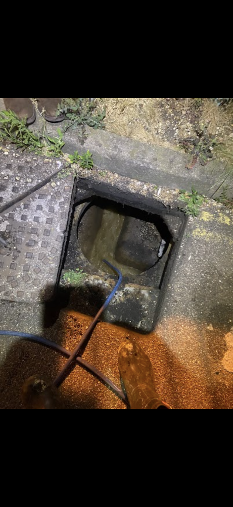 Inspection chamber and drainage conditions at a Blockage Busters drain jetting job in Harlow, view 5